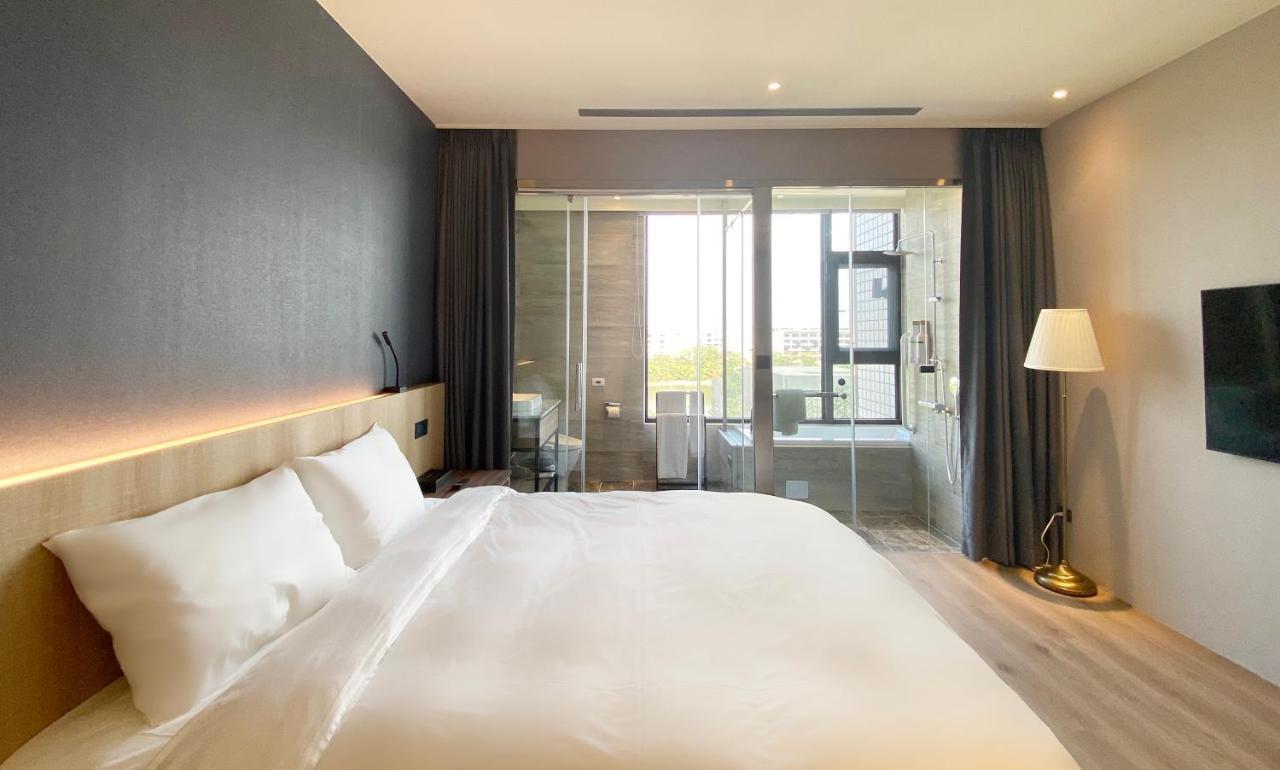Alfar Hotel Таоуан Екстериор снимка