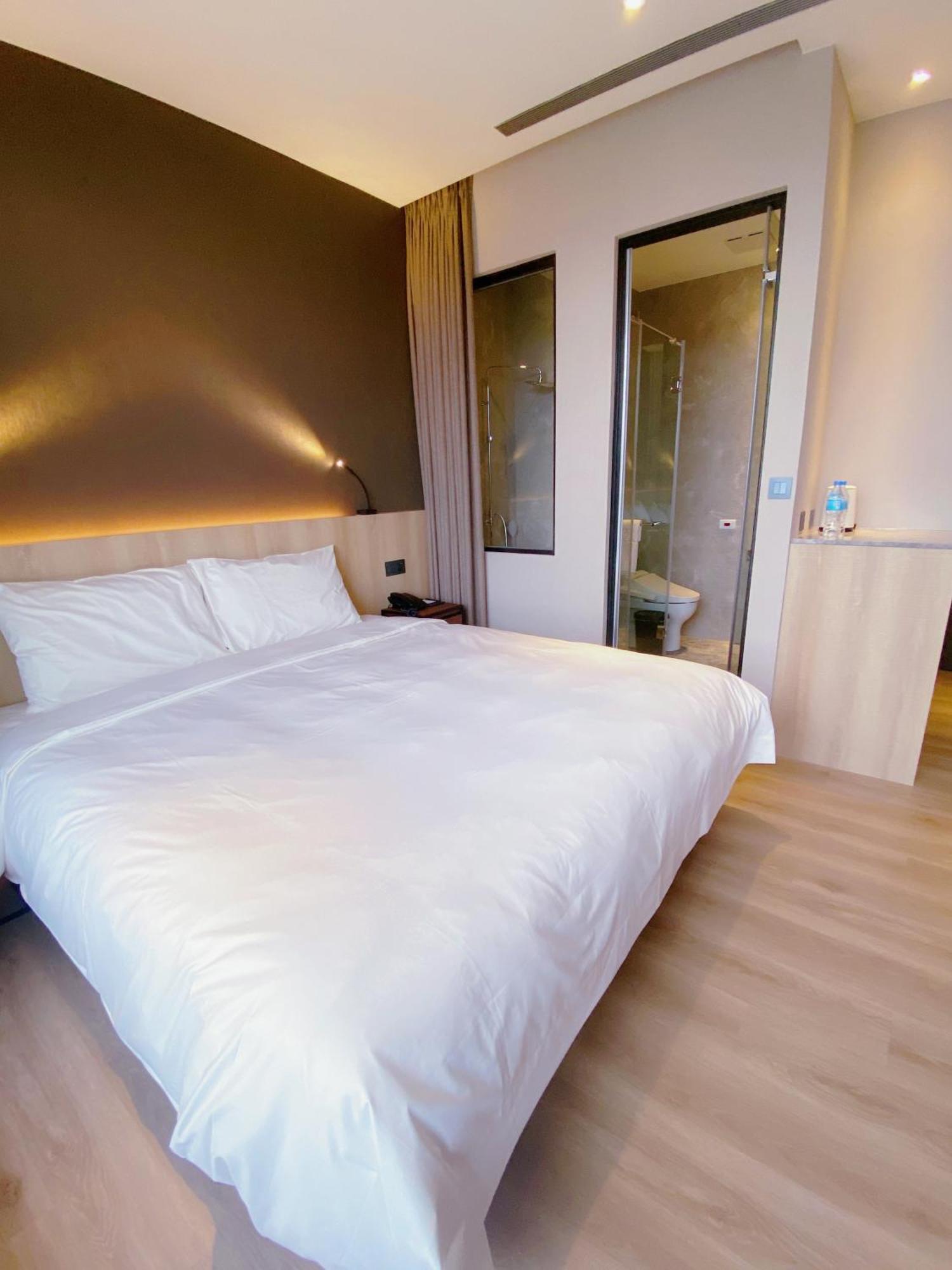 Alfar Hotel Таоуан Стая снимка